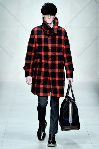Look 1